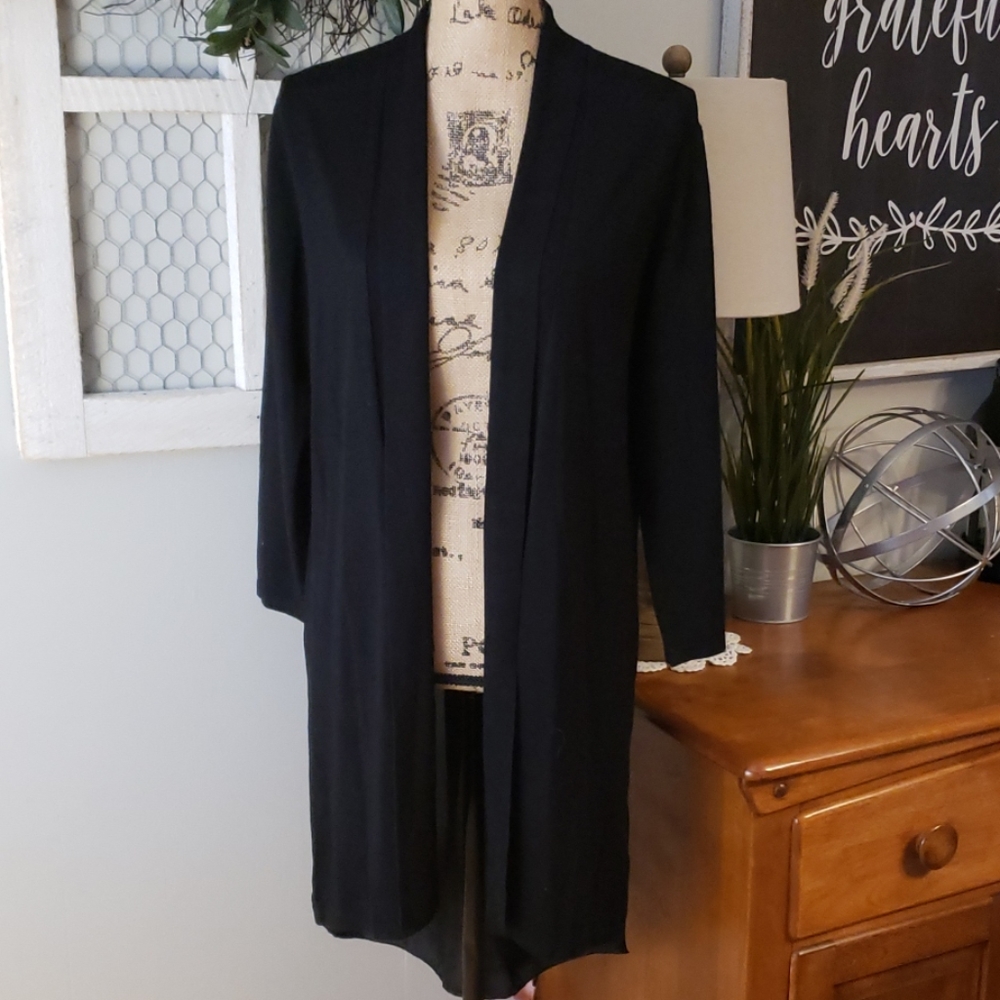 Zoe + Phoebe black long sheer bottom cardigan  M